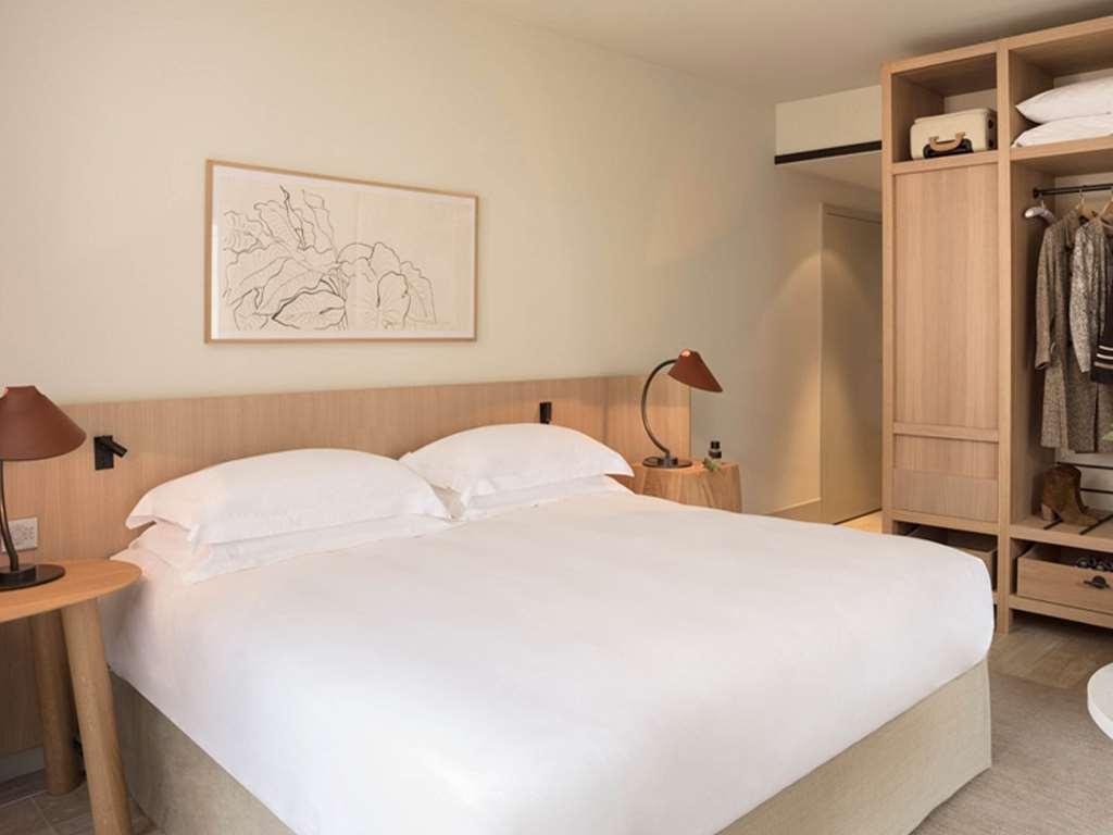 Le Grand Pavillon Chantilly Habitación foto